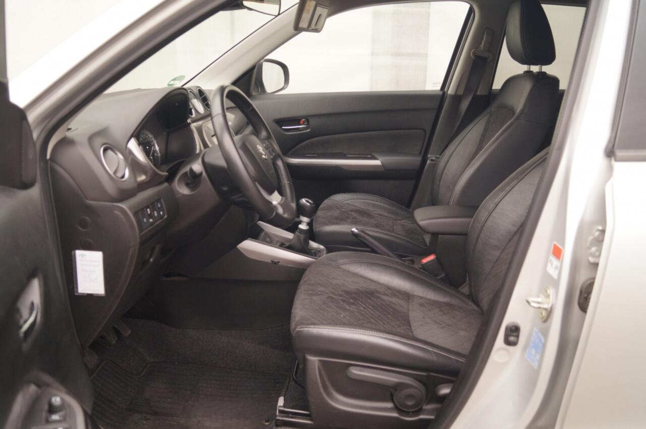 Suzuki VITARA 1.4 Boosterjet Style Smart Hybrid -NAVI-ECC-ACC-CAM-
