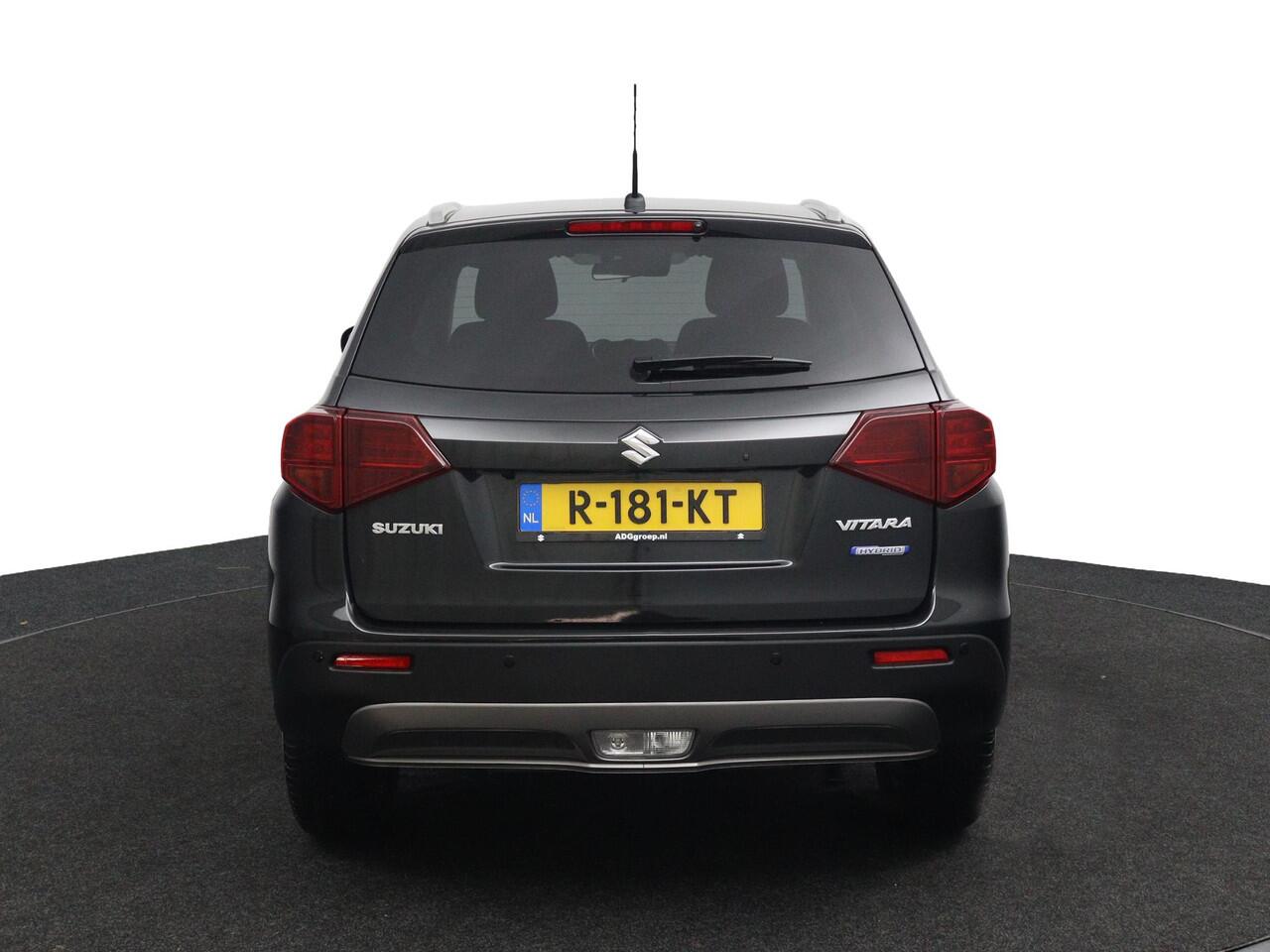 Suzuki VITARA 1.4 Boosterjet Select Smart Hybrid Automaat | Keyless Entry | Navigatie | Stoelverwarming | Parkeersensoren | Achteruitrijcamera | Apple Carplay |