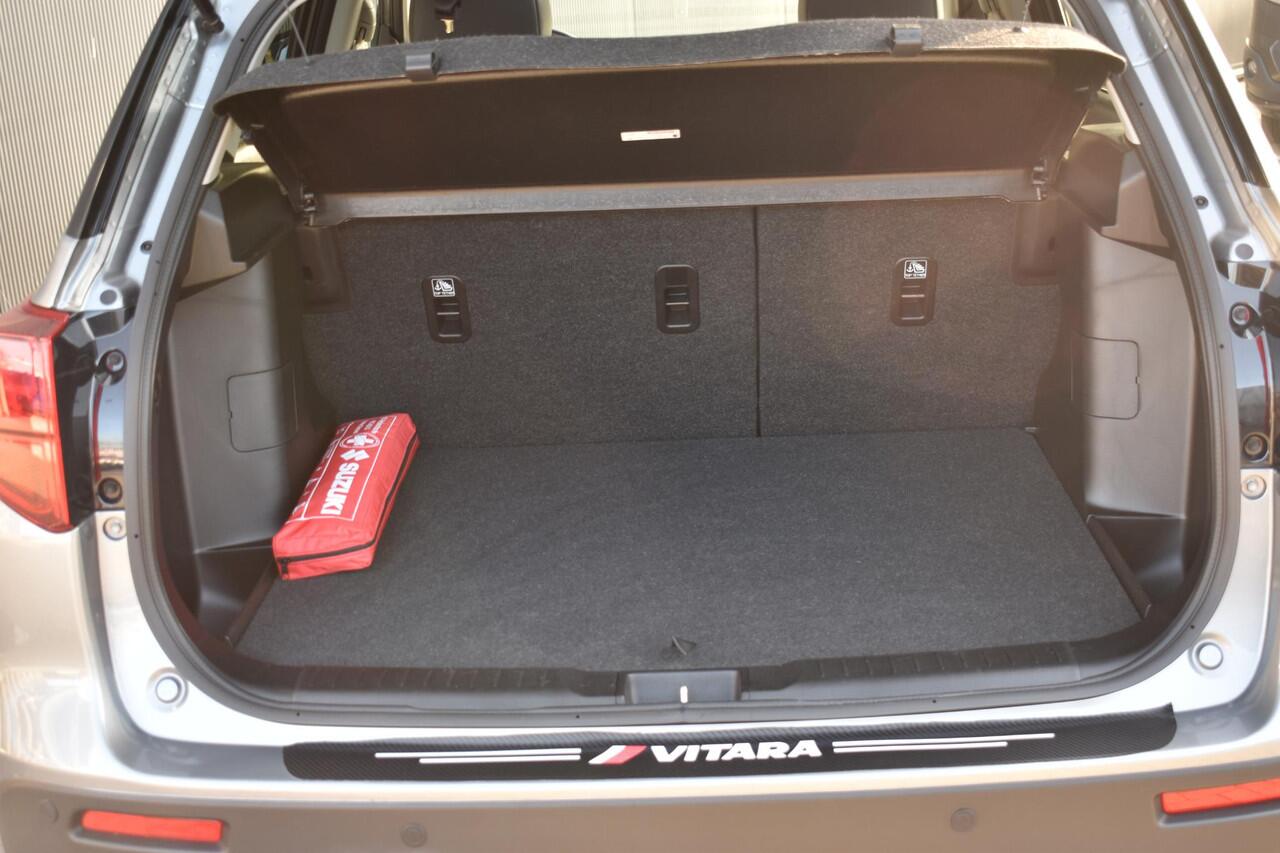 Suzuki VITARA 1.5 Hybrid Style APPLECARPLAY EN ANDROID AUTO | 1E EIGENAAR | LAGE KM STAND | SENSOREN V+A | RIJHULPSYSTEMEN | DEALER ONDERHOUDEN | SCHUIFKANTELDAK | LM VELGEN |CLIMATE EN CRUISE CONTROL |