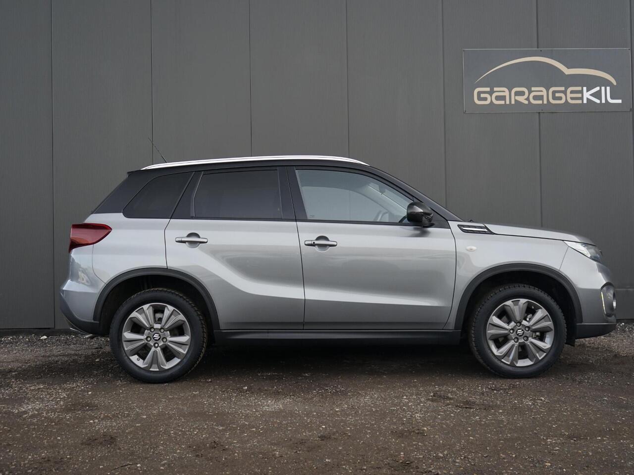 Suzuki VITARA 1.5 Hybrid Select 1e Eig / Dealeronderh / Stoelverw / Navi / Carplay / LED / Two-tone