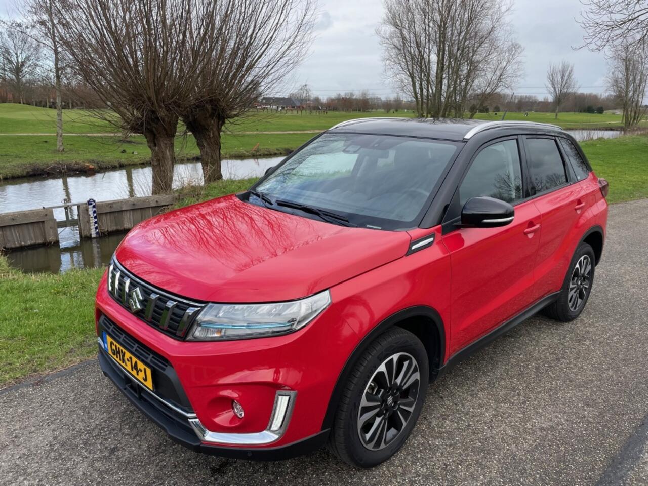 Suzuki VITARA 1.5 Hybrid Style AllGrip 4WD Navi/camera/Half Leer/Alcantara/fab