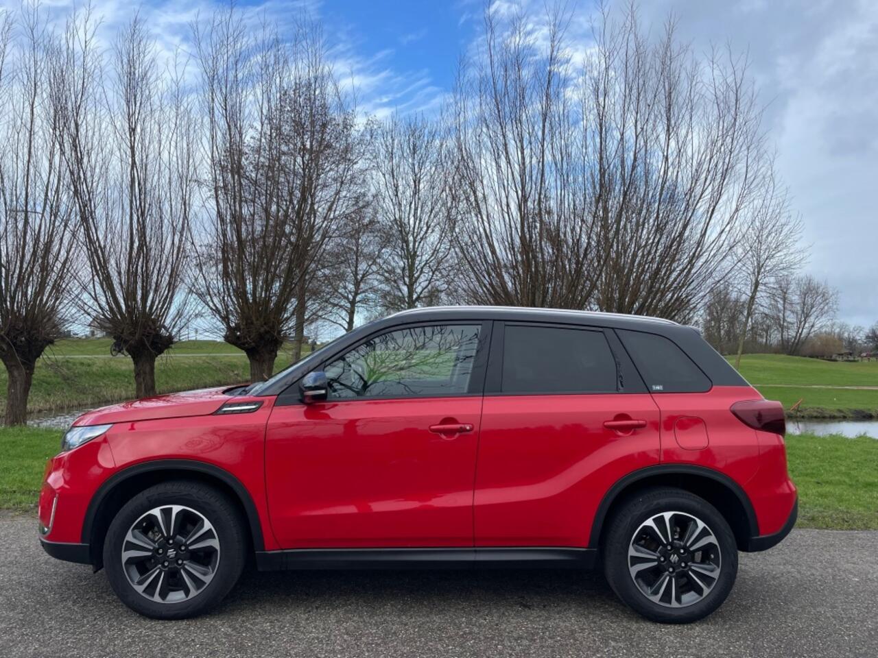 Suzuki VITARA 1.5 Hybrid Style AllGrip 4WD Navi/camera/Half Leer/Alcantara/fab