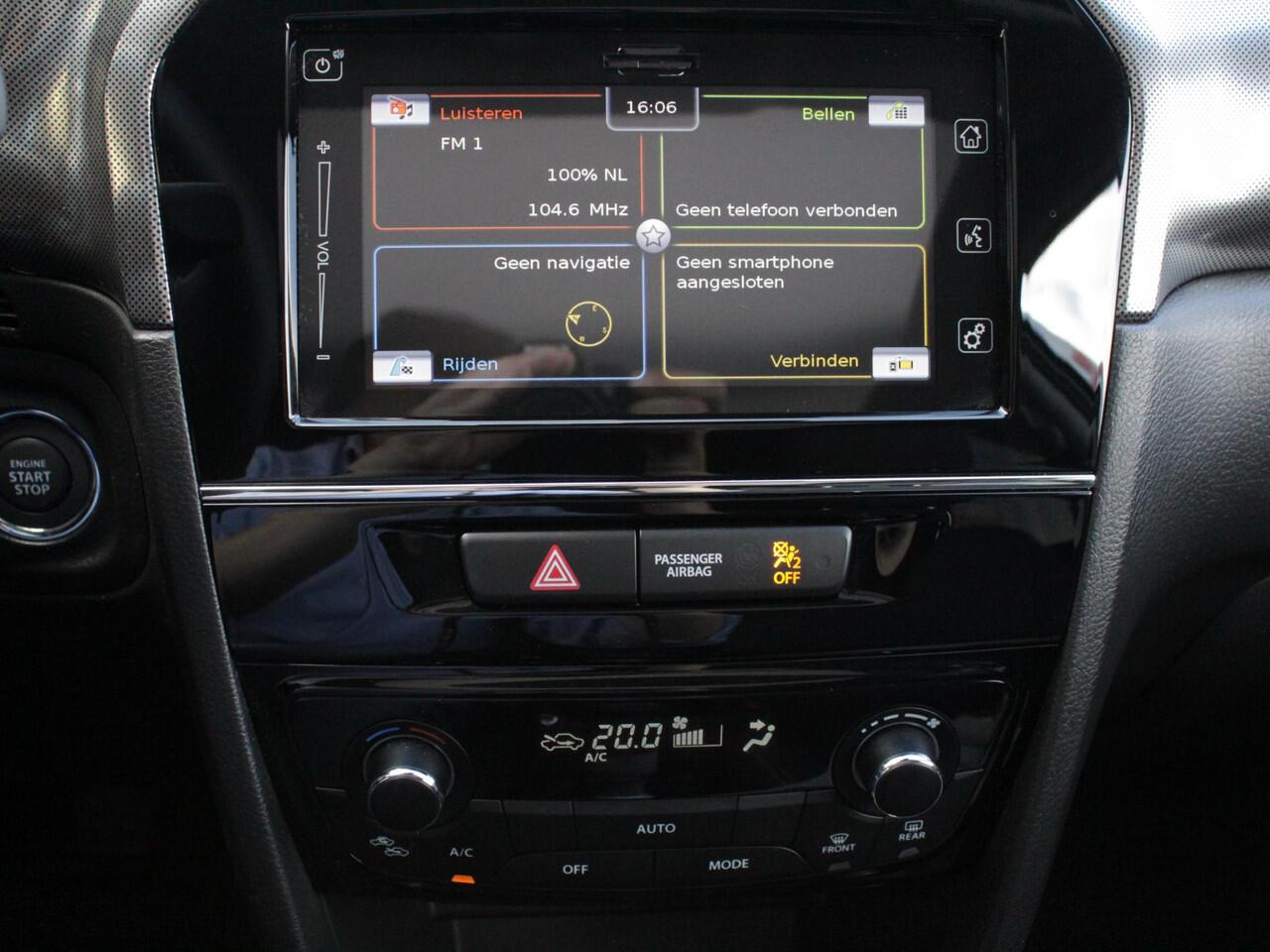 Suzuki VITARA 1.4 Boosterjet Style Smart Hybrid | Navi | Schuifdak | Adap. Cruise | Camera | Lm-Velgen