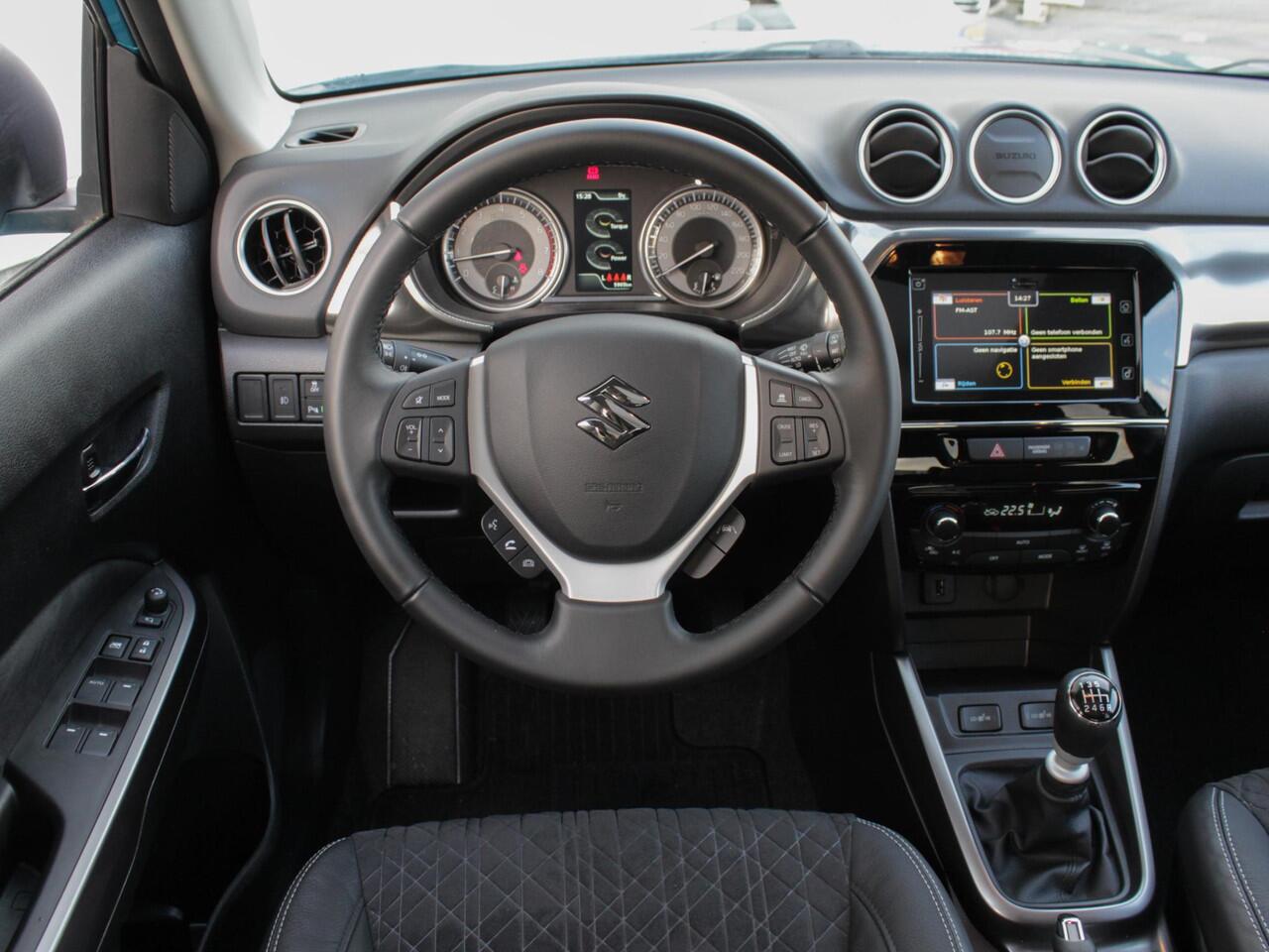 Suzuki VITARA 1.4 Boosterjet Style Smart Hybrid | Navi | Schuifdak | Adap. Cruise | Camera | Lm-Velgen