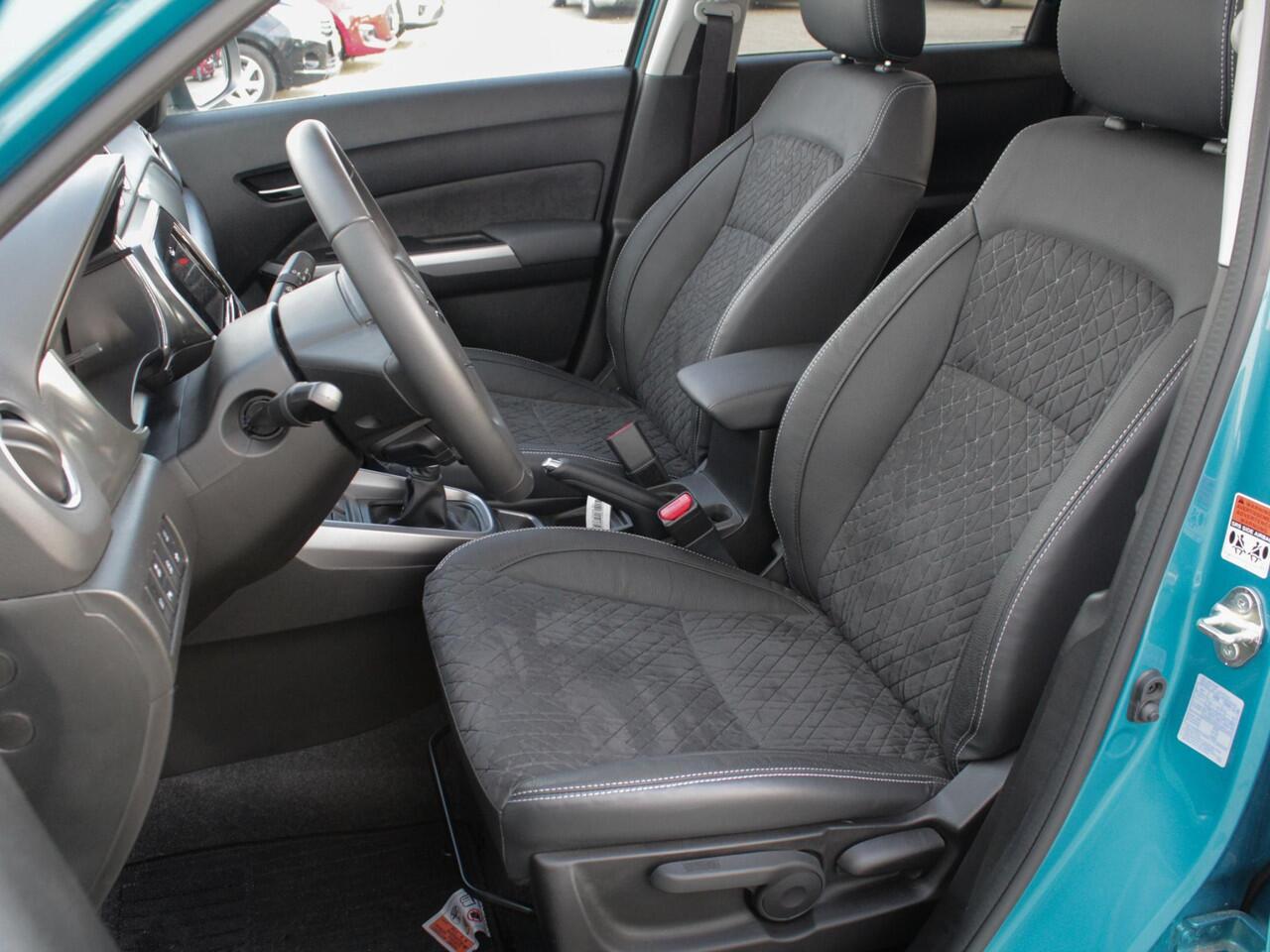 Suzuki VITARA 1.4 Boosterjet Style Smart Hybrid | Navi | Schuifdak | Adap. Cruise | Camera | Lm-Velgen