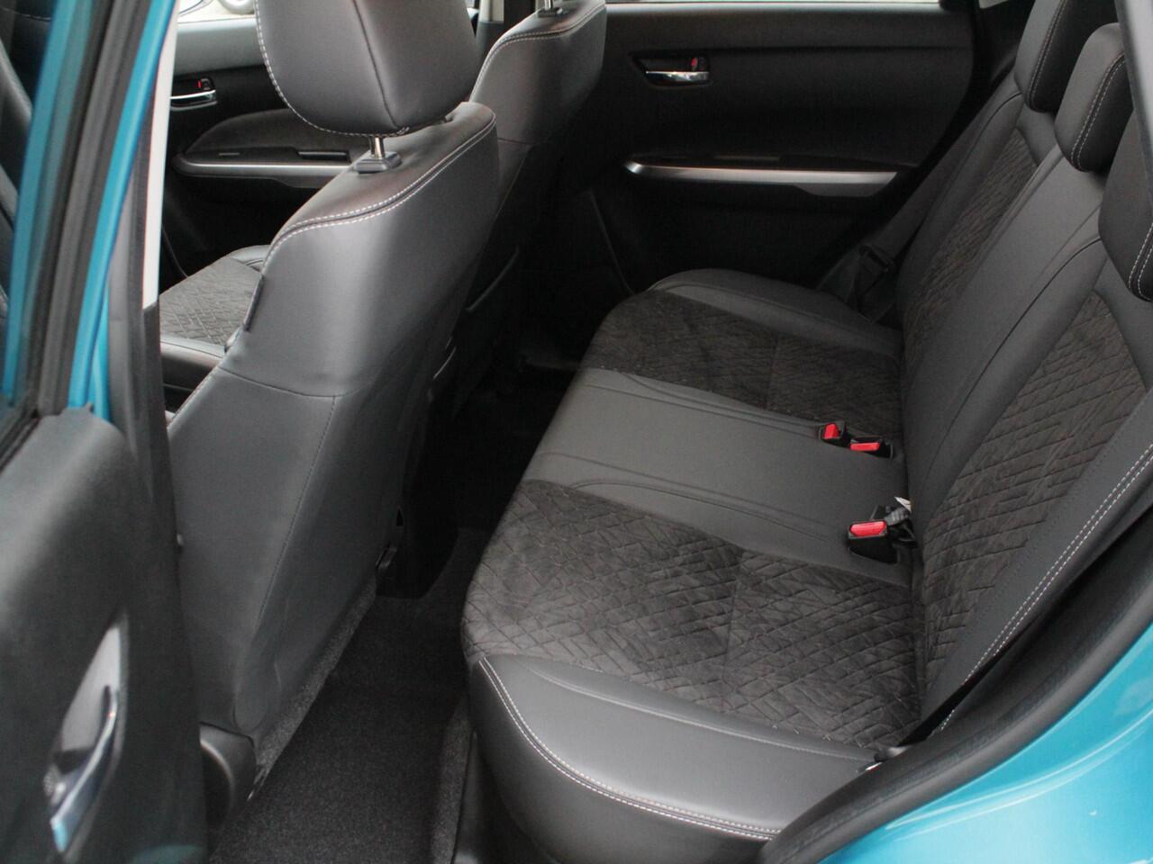 Suzuki VITARA 1.4 Boosterjet Style Smart Hybrid | Navi | Schuifdak | Adap. Cruise | Camera | Lm-Velgen