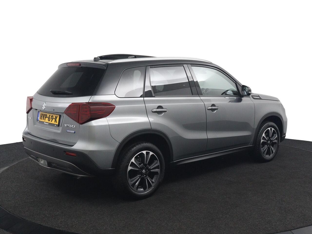 Suzuki VITARA 1.4 Boosterjet Style Smart Hybrid | Schuif-Kanteldak | Alcantara Bekleding | Keyless Entry | Dodehoek Detectie | Stoelverwarming |