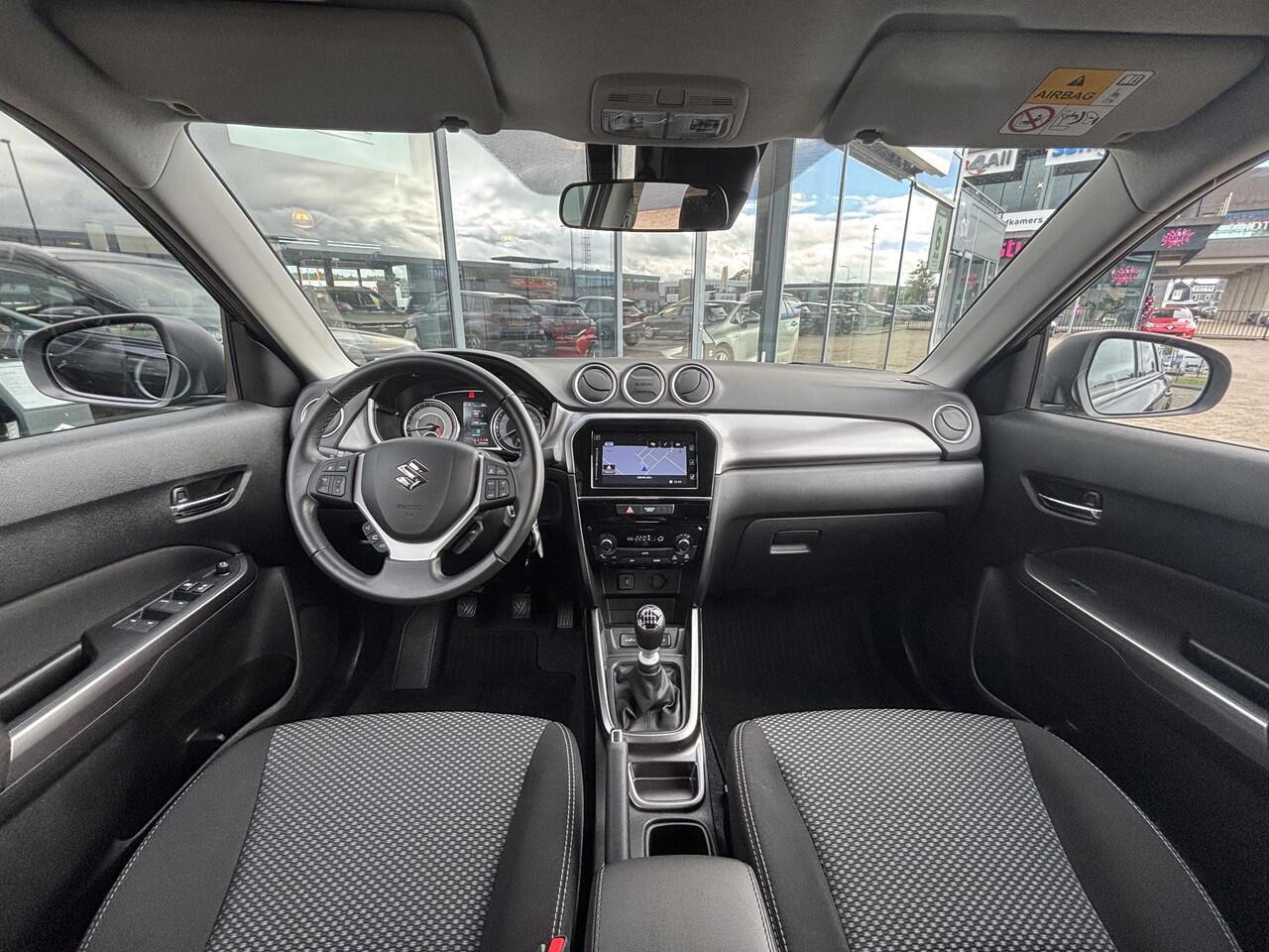 Suzuki VITARA 1.4 Boosterjet Select Smart Hybrid | Haaienvin antenne | Apple Carplay & Android Auto | Achteruitrijcamera|