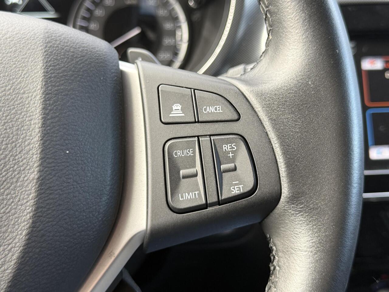 Suzuki VITARA 1.5 Hybrid Style AUTOMAAT / Trekhaak / Hybrid / Automaat / Navigatie / Adaptieve Cruise Control / Historie bekend / 1ste Eigenaar /