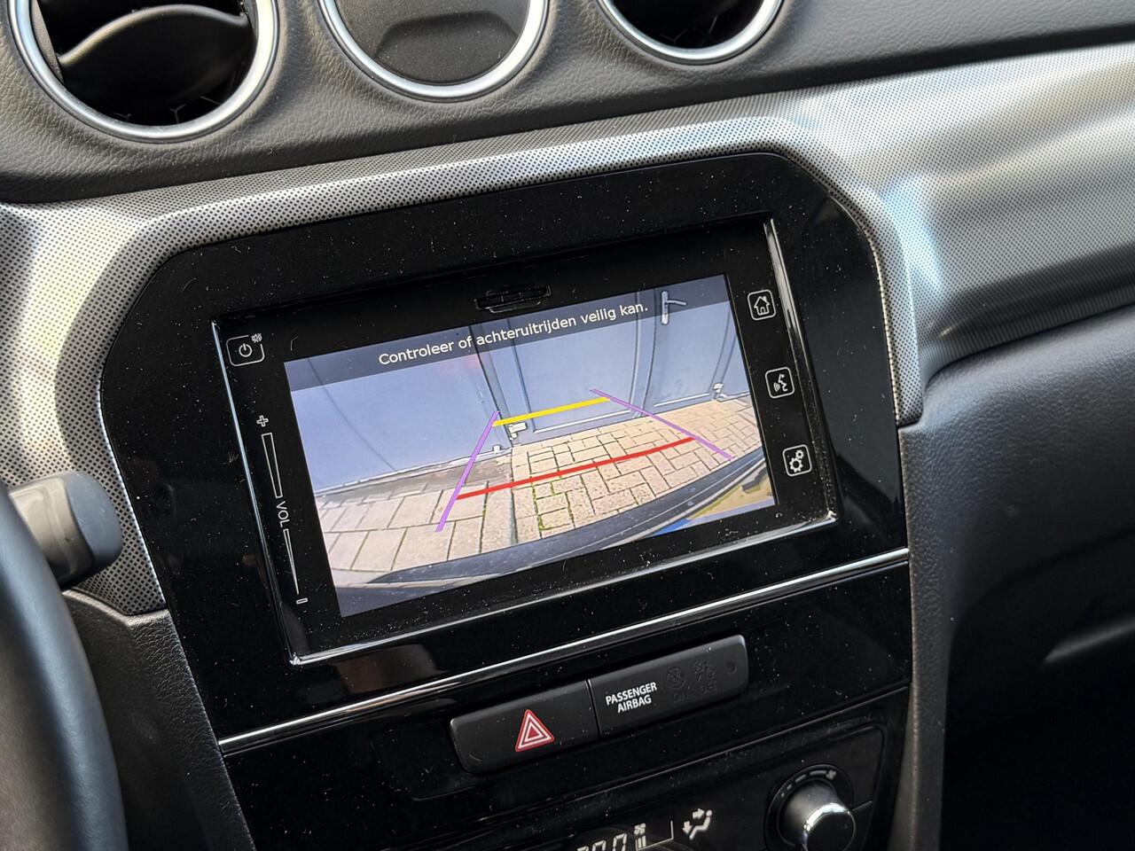 Suzuki VITARA 1.5 Hybrid Style AUTOMAAT / Trekhaak / Hybrid / Automaat / Navigatie / Adaptieve Cruise Control / Historie bekend / 1ste Eigenaar /