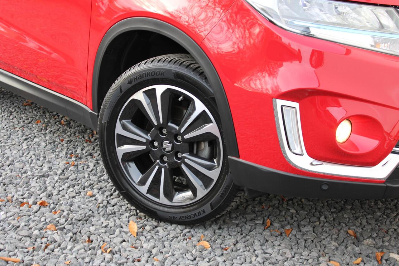 Suzuki VITARA 1.4 Boosterjet Style Smart Hybrid , All-Seasons, Panodak, Dealer onderhouden, Stijl uitvoering!