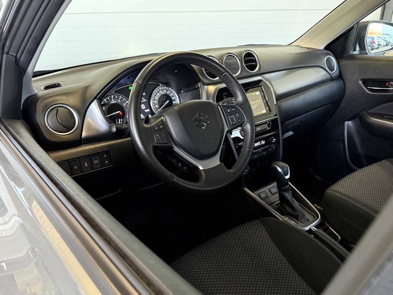 Suzuki VITARA 1.5 Hybrid Select | LMV | Trekhaak | ALL-Season | Carplay | Camera | All-in rijklaarprijs