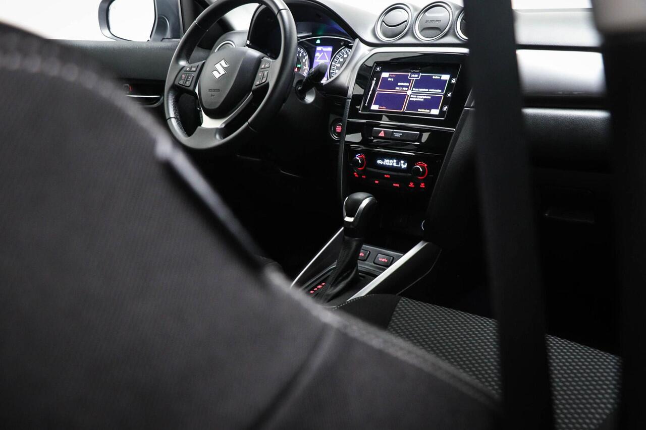 Suzuki VITARA 1.5 Hybrid Select | LED | STOELVERWARMING | DAB | CAMERA