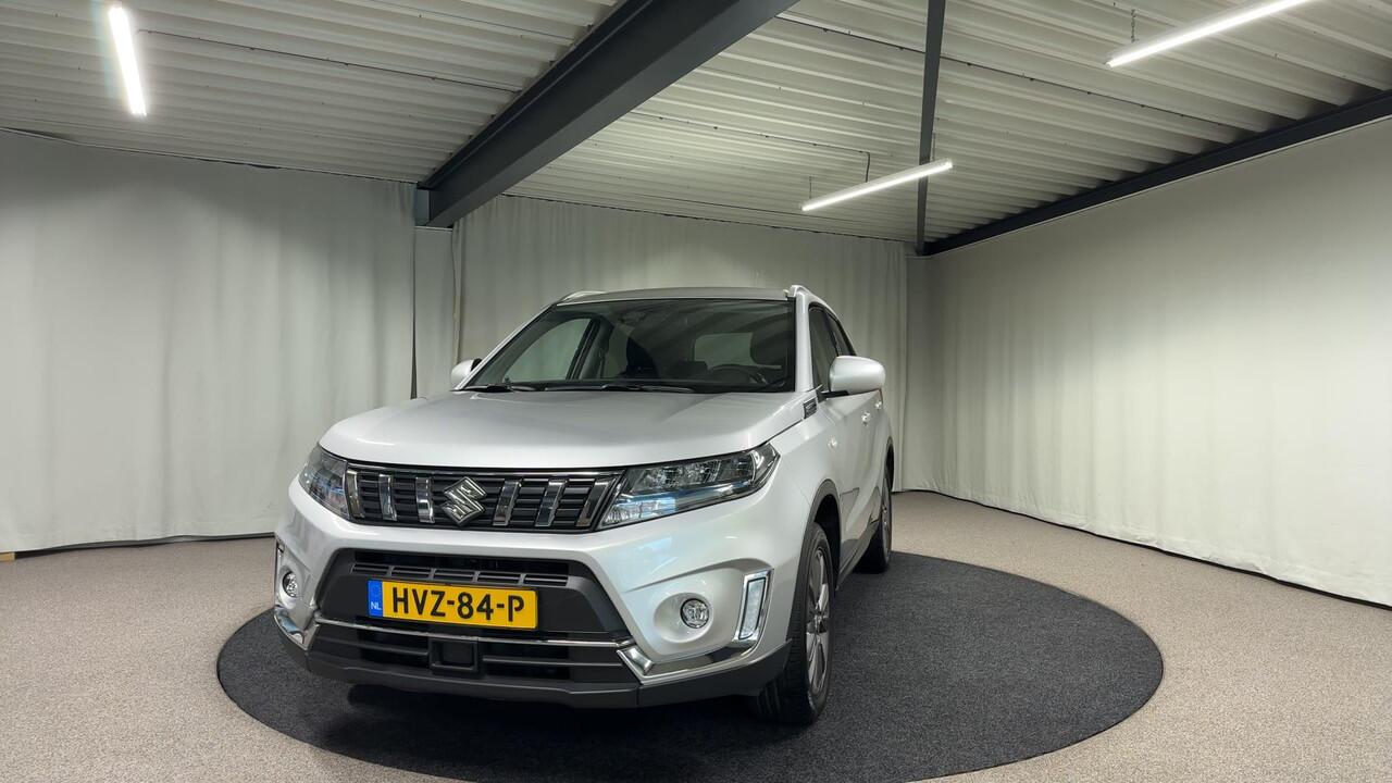 Suzuki VITARA 1.5 Hybrid Select Automaat | Navi | Trekhaak | Stoelverwarming