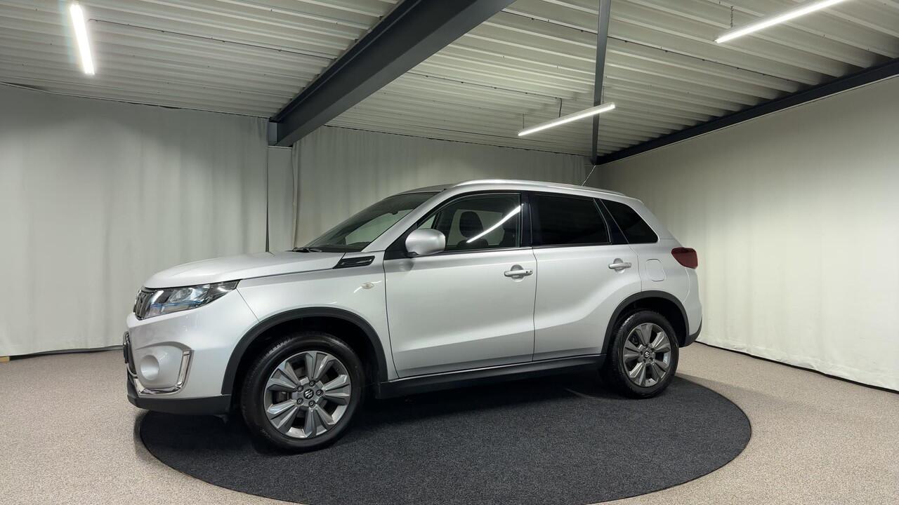 Suzuki VITARA 1.5 Hybrid Select Automaat | Navi | Trekhaak | Stoelverwarming