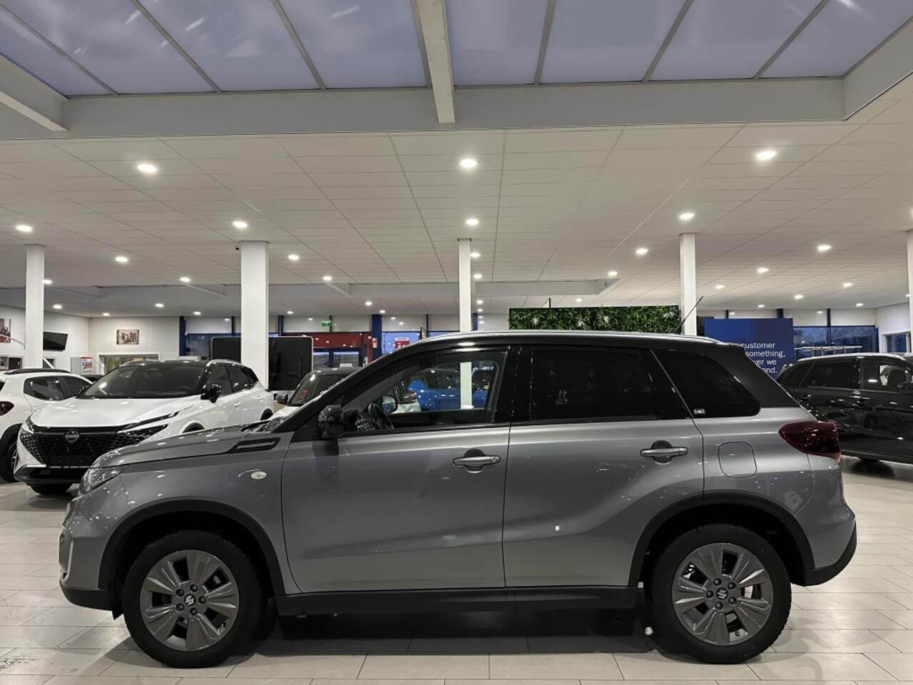 Suzuki VITARA 1.4 BoosterJet Select SmartHybride [ 1500KG TREKGEWICHT I DEALE