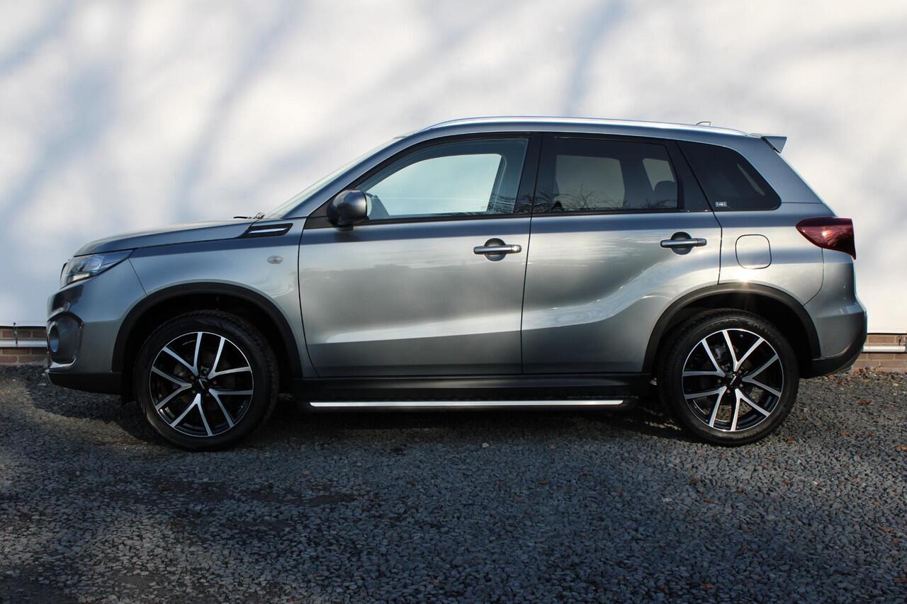 Suzuki VITARA 1.4 Boosterjet Select Smart Hybrid Trekhaak, ORG NL, 18 inch, ZEER COMPLEET!
