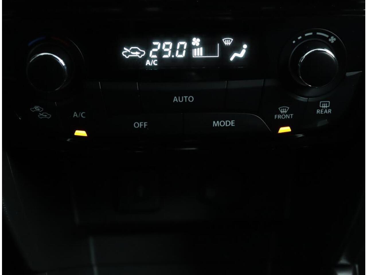 Suzuki VITARA 1.4 Boosterjet Select Smart Hybrid | Camera | Navigatie | Climate Control | Adaptieve Cruise Control | Stoelverwarming |