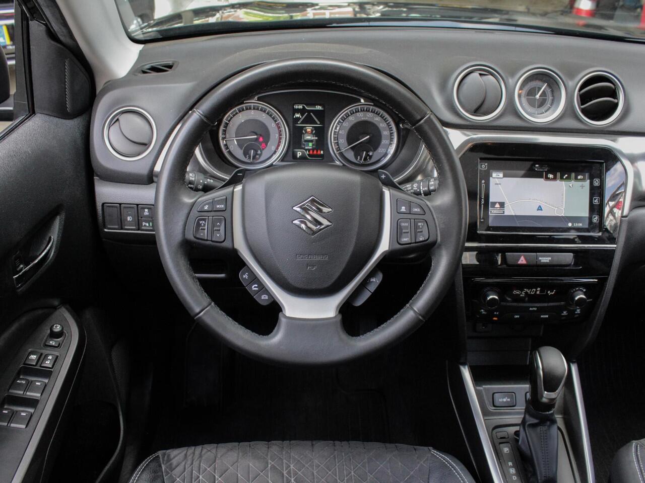 Suzuki VITARA 1.5 Hybrid Style Automaat | Navi | Panodak | Clima | Adap. Cruise | Camera | Lm-Velgen