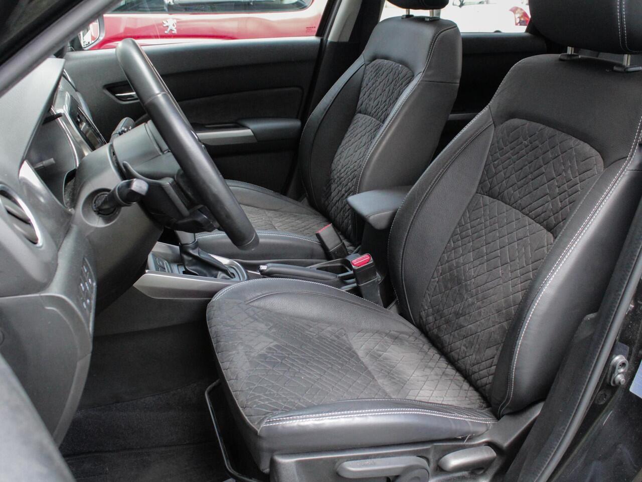 Suzuki VITARA 1.5 Hybrid Style Automaat | Navi | Panodak | Clima | Adap. Cruise | Camera | Lm-Velgen