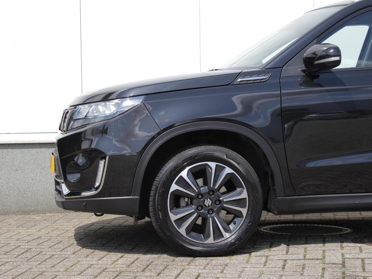 Suzuki VITARA 1.5 Hybrid Style Automaat | Navi | Panodak | Clima | Adap. Cruise | Camera | Lm-Velgen