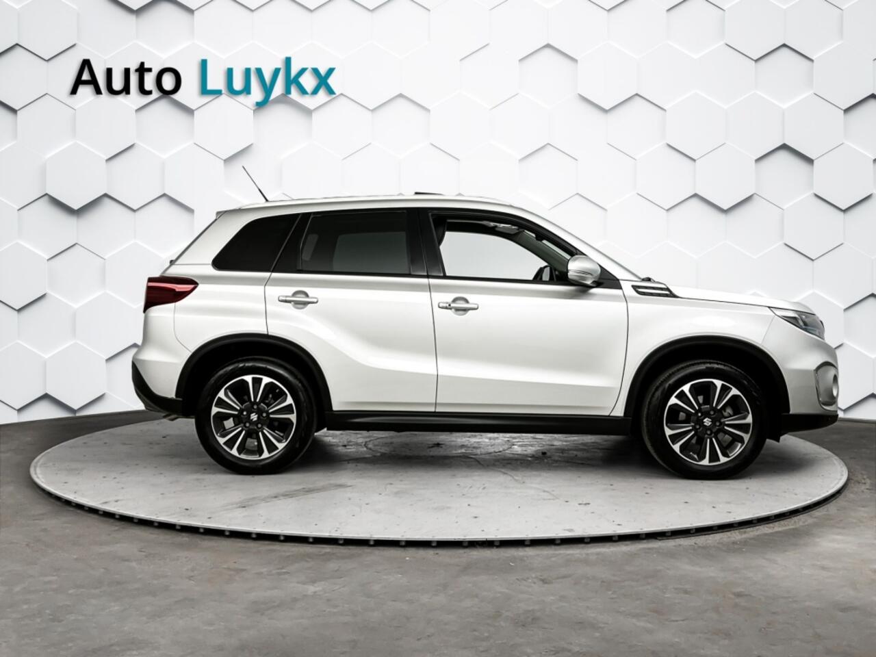 Suzuki VITARA 1.4 Boosterjet Style Smart Hybrid | Panoramadak | Lederen Bekleding | Adaptieve Cruise Control