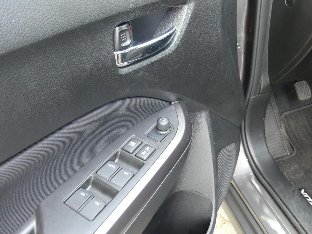 Suzuki VITARA 1.4 Boosterjet Select Smart Hybrid Apple CarPlay/Android Auto, NAVI, Camera, Adaptive Cruise Control