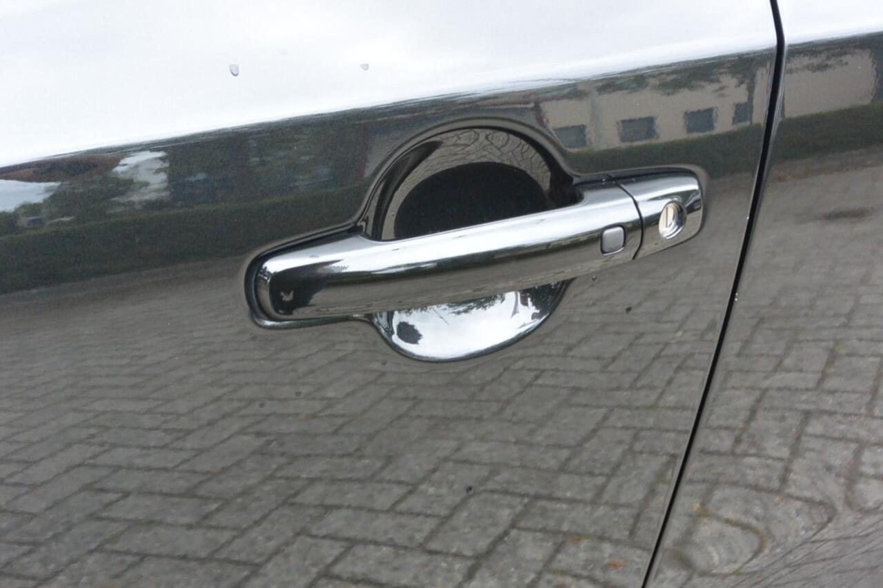 Suzuki VITARA 1.4 Style Smart Hybrid Navigatie/Camera