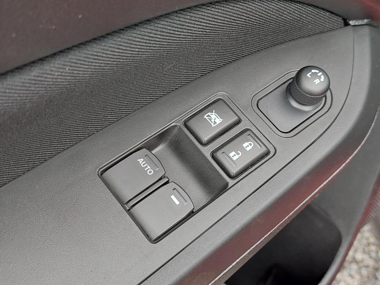 Suzuki VITARA 1.4 Boosterjet Comfort Smart Hybrid NL-auto | rijklaarprijs!!