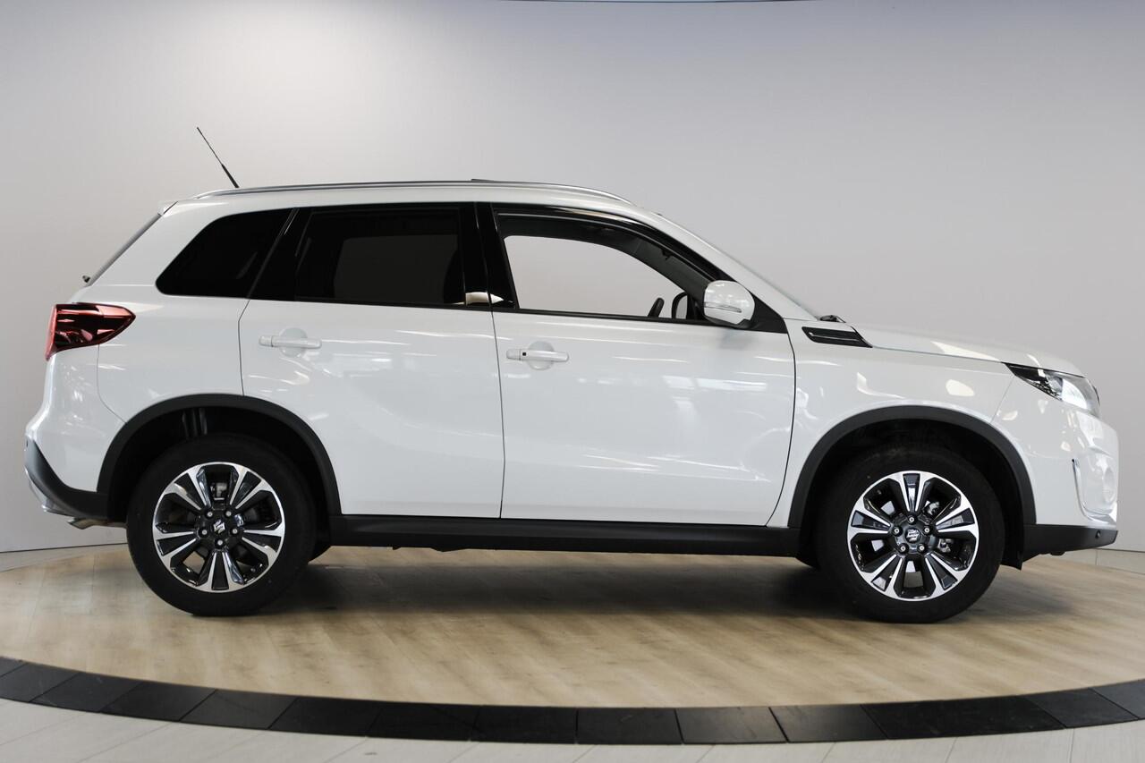 Suzuki VITARA 1.5 Hybrid Style | Schuif- kanteldak | Cruise Adaptief | Camera