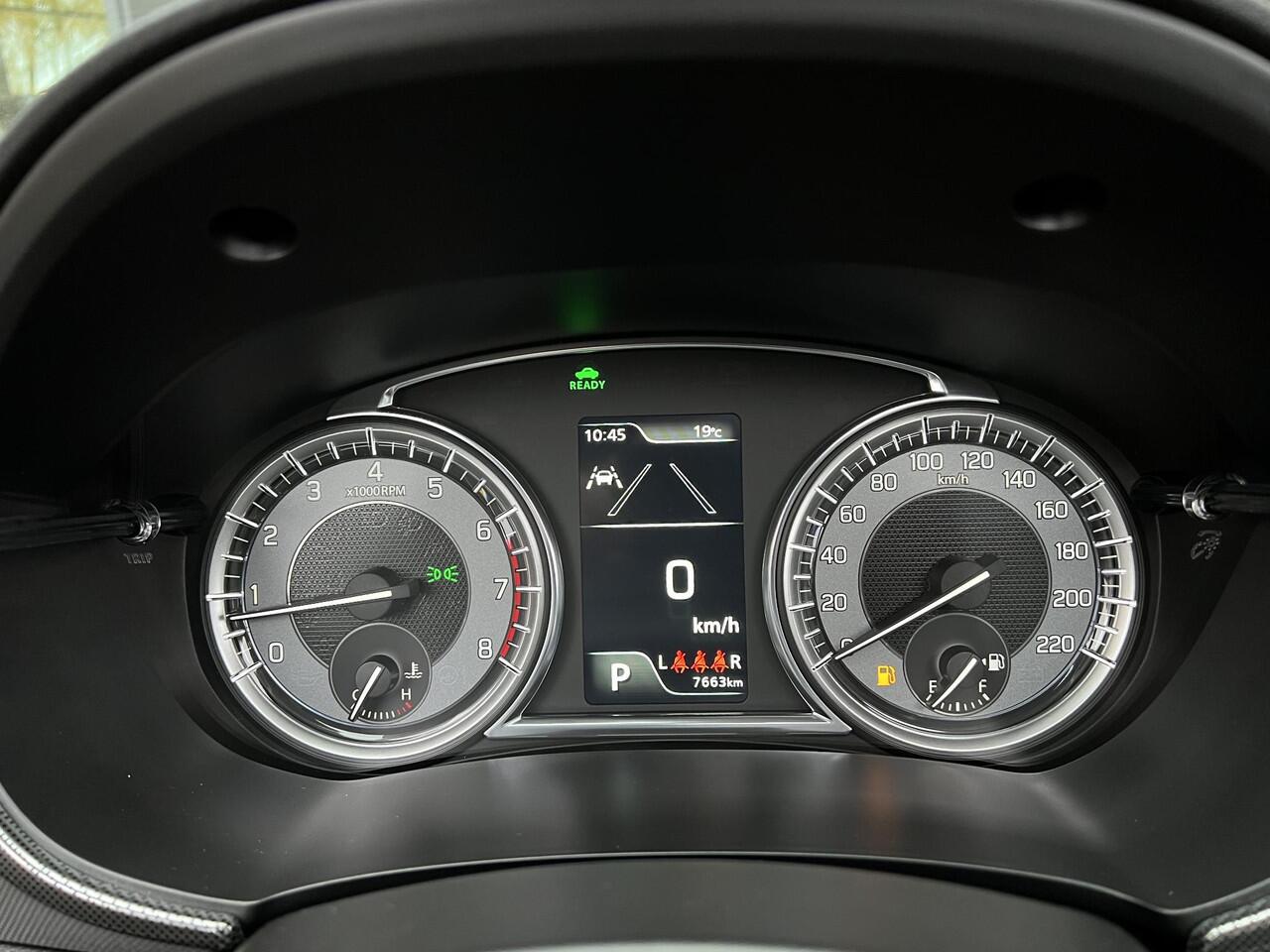 Suzuki VITARA 1.5 Hybrid Style | Schuifkanteldak | Navigatie | Trekhaak |