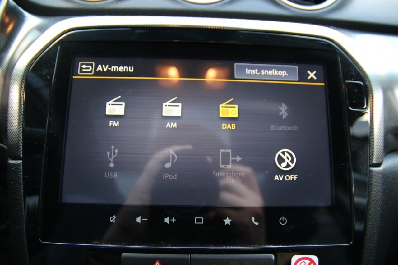 Suzuki VITARA 1.5 Hybrid Style