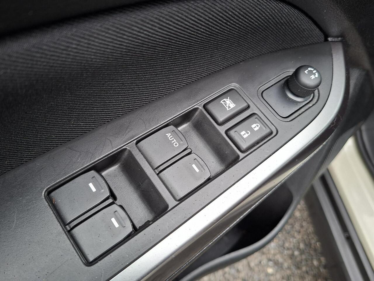 Suzuki VITARA 1.4 Boosterjet Select Smart Hybrid CRUISE | NL-auto | NAVI | rijklaarprijs!!