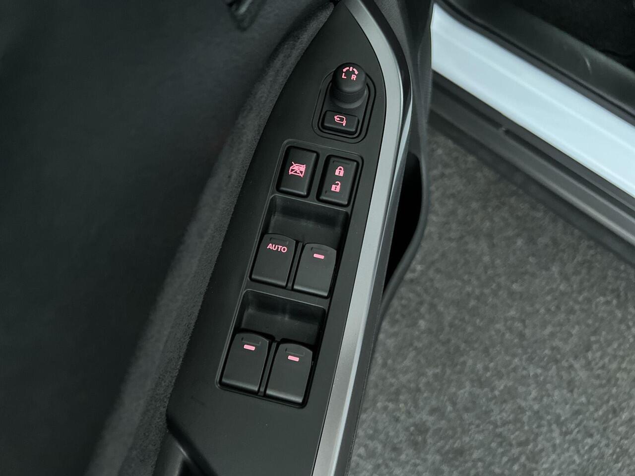 Suzuki VITARA 1.5 Hybrid Style | Rijklaar | Parkeersensoren | Dodehoeksensor | Navi