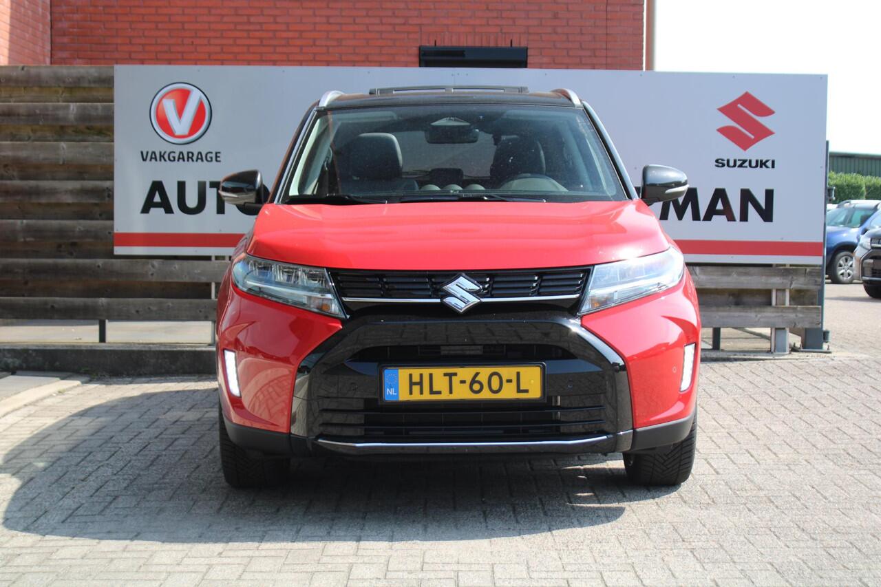 Suzuki VITARA 1.5 Hybrid Style 115PK Automaat Panodak, Navigatie, 18 inch velgen all season, Treeplanken, Parkeersensoren V en A, Stoelverwarming, Achteruitrijcamera