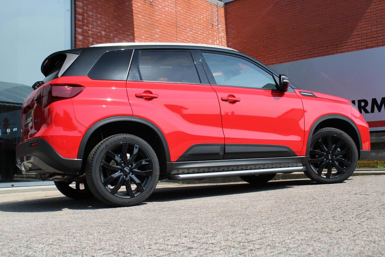 Suzuki VITARA 1.5 Hybrid Style 115PK Automaat Panodak, Navigatie, 18 inch velgen all season, Treeplanken, Parkeersensoren V en A, Stoelverwarming, Achteruitrijcamera