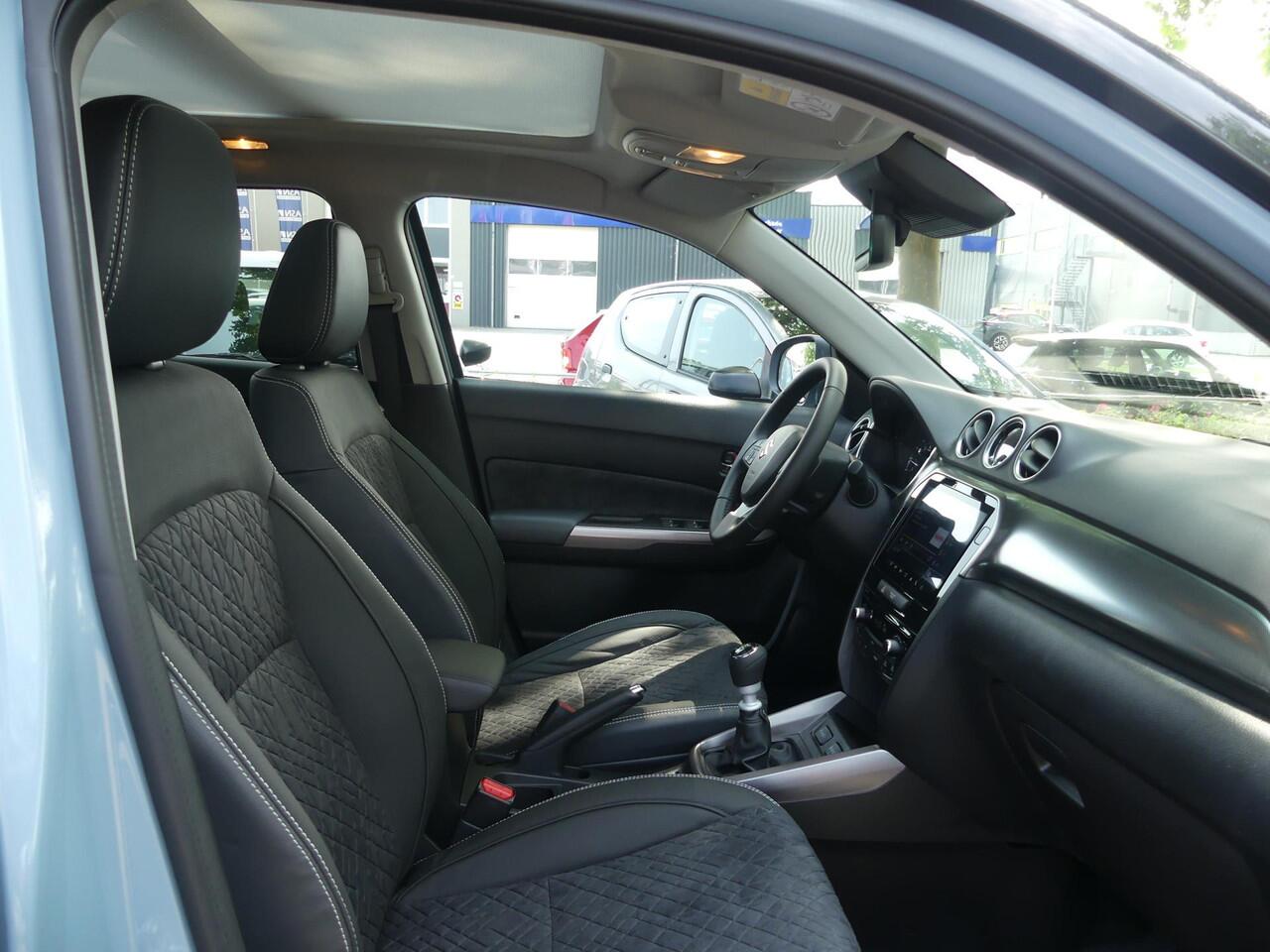 Suzuki VITARA 1.4 Boosterjet Style Smart Hybrid 6 jaar garantie! Panoramadak, Nieuwe Auto uit voorraad leverbaar!