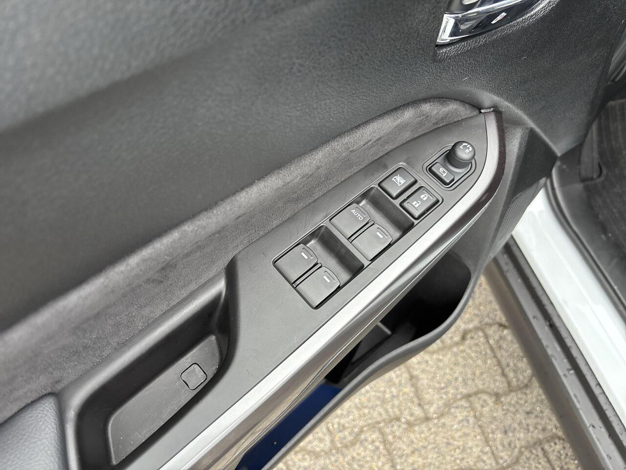 Suzuki VITARA 1.4 Boosterjet Style Smart Hybrid | Rijklaarprijs |