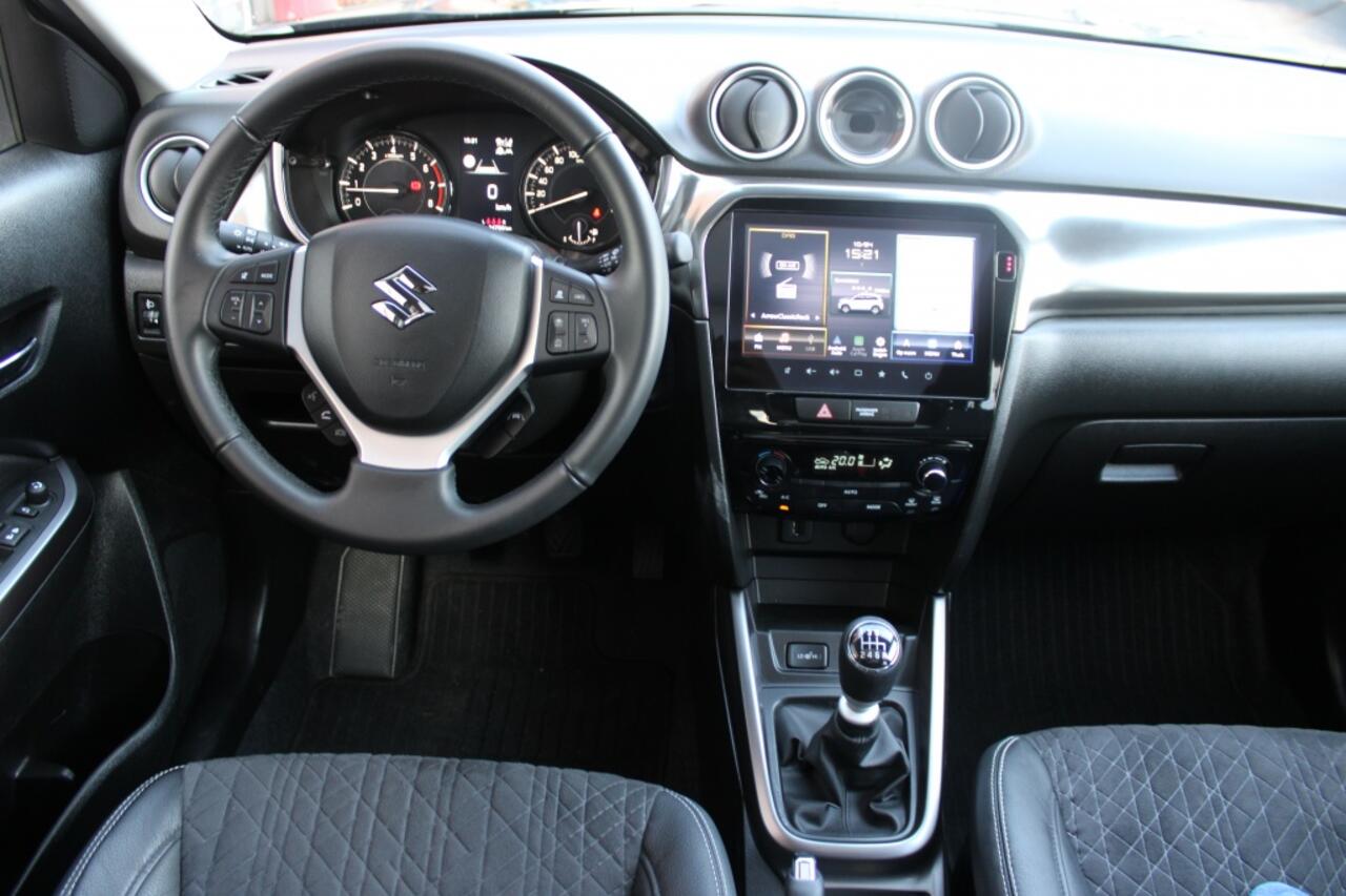 Suzuki VITARA 1.4 Boosterjet Style Smart Hybrid | Pano