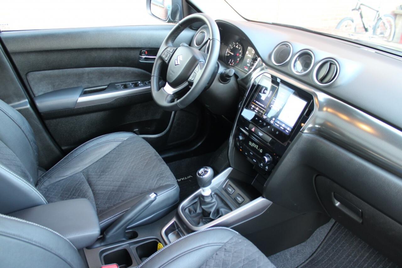 Suzuki VITARA 1.4 Boosterjet Style Smart Hybrid | Pano