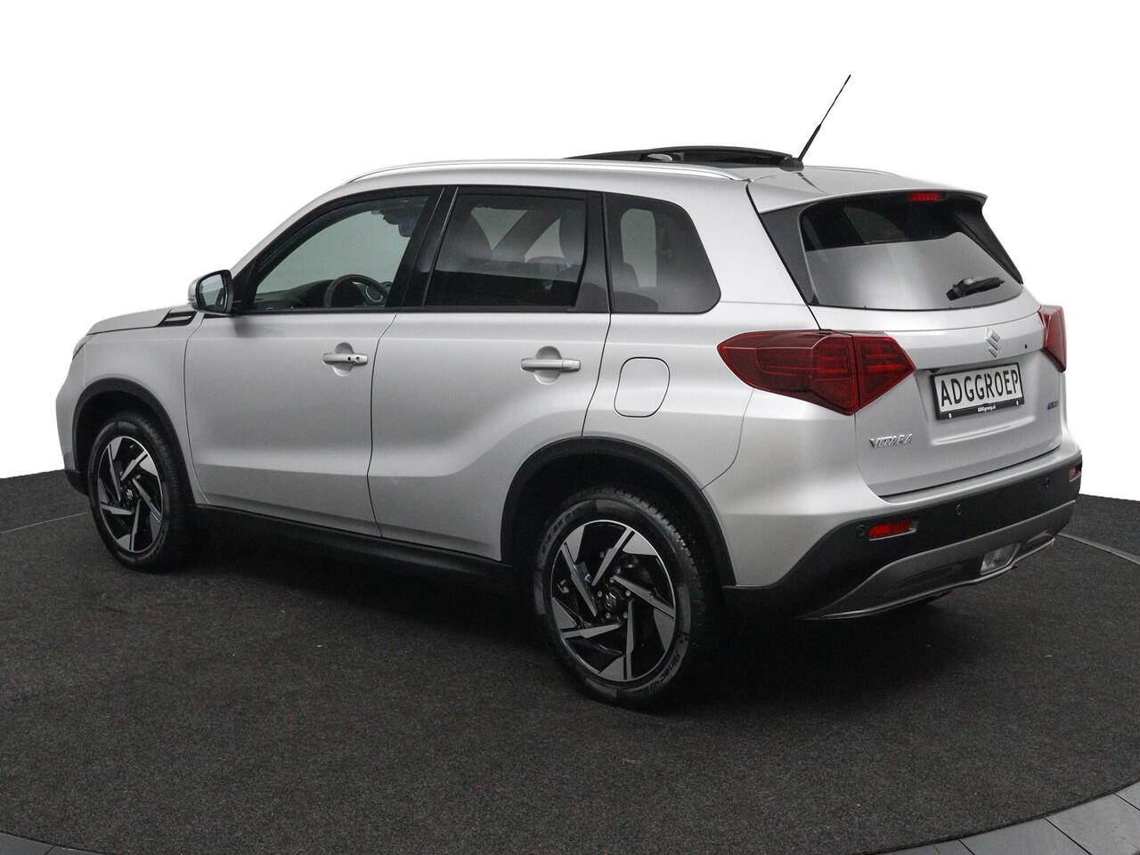 Suzuki VITARA 1.5 Hybrid Style Automaat | Schuif- Kanteldak | Automaat | Navigatie | Keyless Entry | Dodehoek Detectie | Alcantara Bekleding |