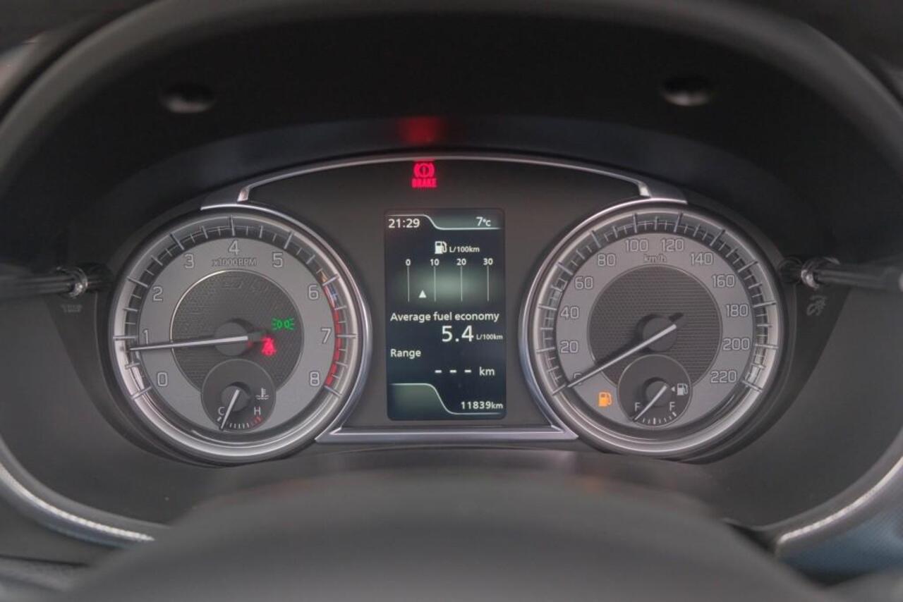 Suzuki VITARA 1.4 Boosterjet 130pk Style Smart Hybrid | Navi | App Connect | Climate | Adaptive Cruise | Panoramadak | Camera | Keyless | Blind Spot