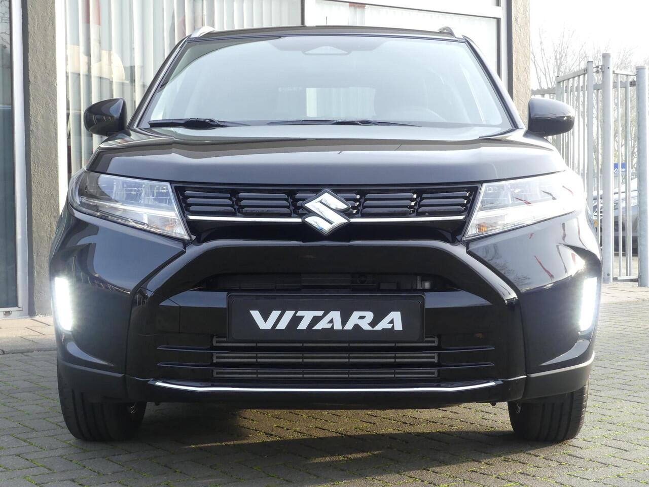 Suzuki VITARA 1.4 Boosterjet Smart Hybrid Select Nieuw uit voorraad leverbaar! 10 jAAR GARANTIE! Apple Carpl/Andr Auto, Cruise & Climate Control, Camera