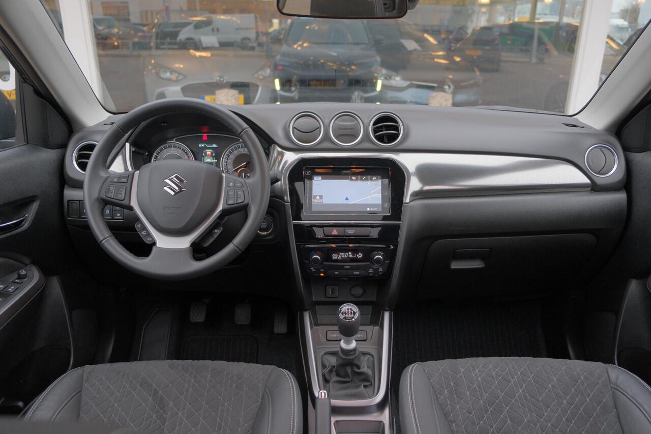 Suzuki VITARA 1.4 Boosterjet 130pk Style Smart Hybrid | Navi | App Connect | Climate | Adaptive Cruise | Panoramadak | Camera | Keyless | Blind Spot