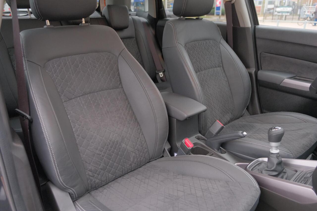 Suzuki VITARA 1.4 Boosterjet 130pk Style Smart Hybrid | Navi | App Connect | Climate | Adaptive Cruise | Panoramadak | Camera | Keyless | Blind Spot