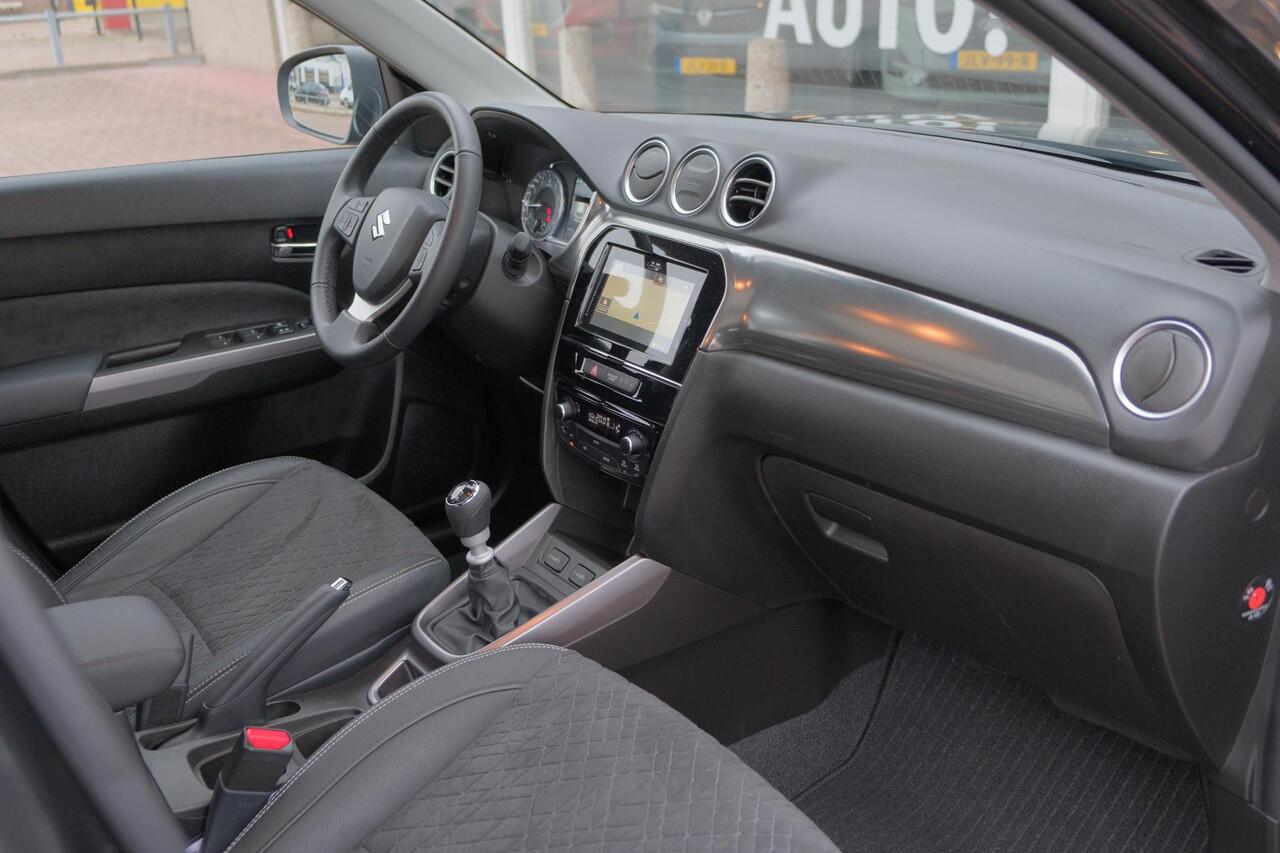 Suzuki VITARA 1.4 Boosterjet 130pk Style Smart Hybrid | Navi | App Connect | Climate | Adaptive Cruise | Panoramadak | Camera | Keyless | Blind Spot