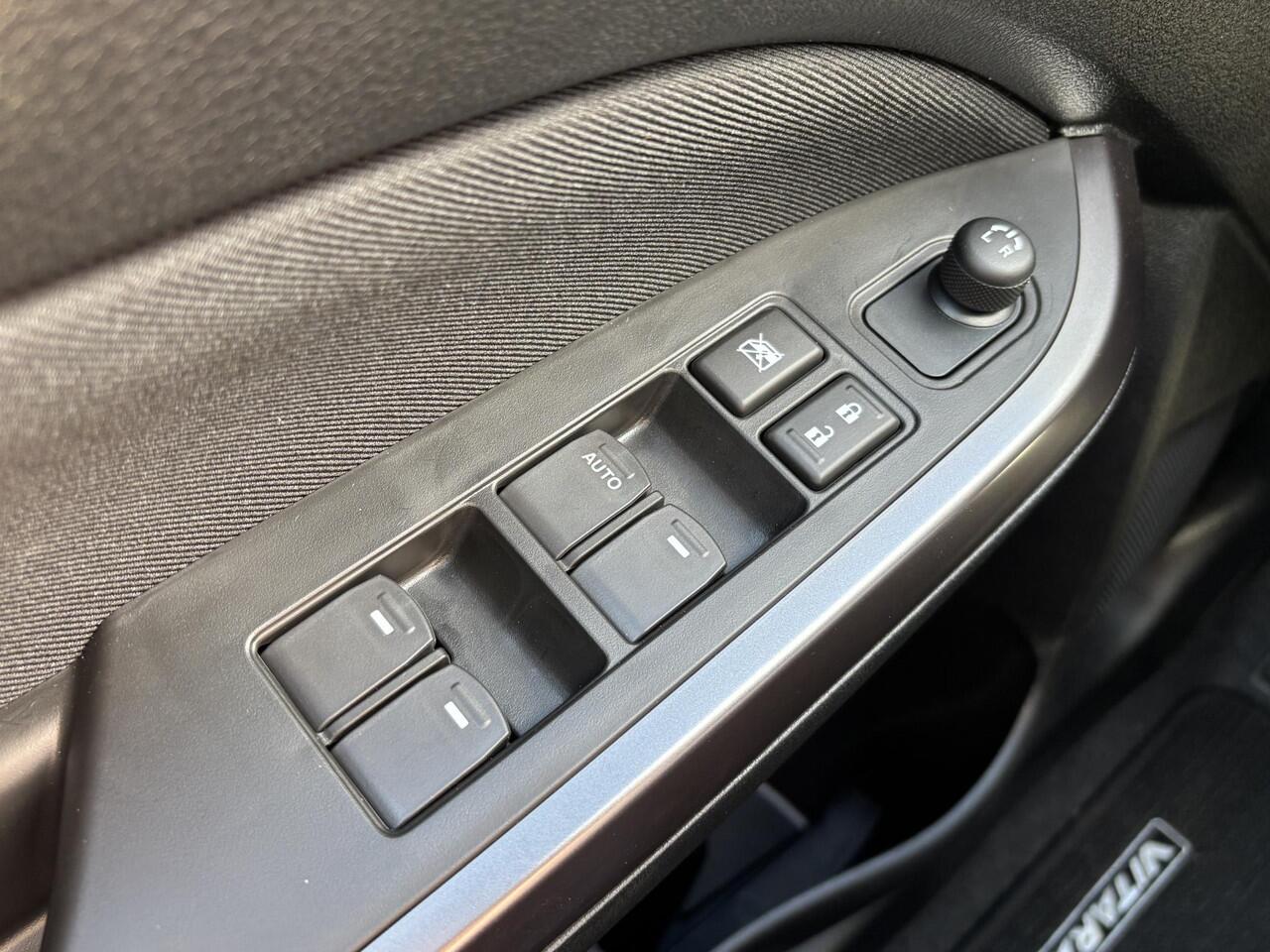 Suzuki VITARA 1.4 Boosterjet Select Smart Hybrid Demo/Navi/Cruise