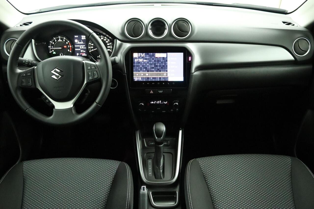 Suzuki VITARA 1.5 Hybrid Select | Automaat | Navigatie | Cruise control adaptive | Climate control | Key Less | Apple carplay, Android auto | Camera | Stoelverwarming |
