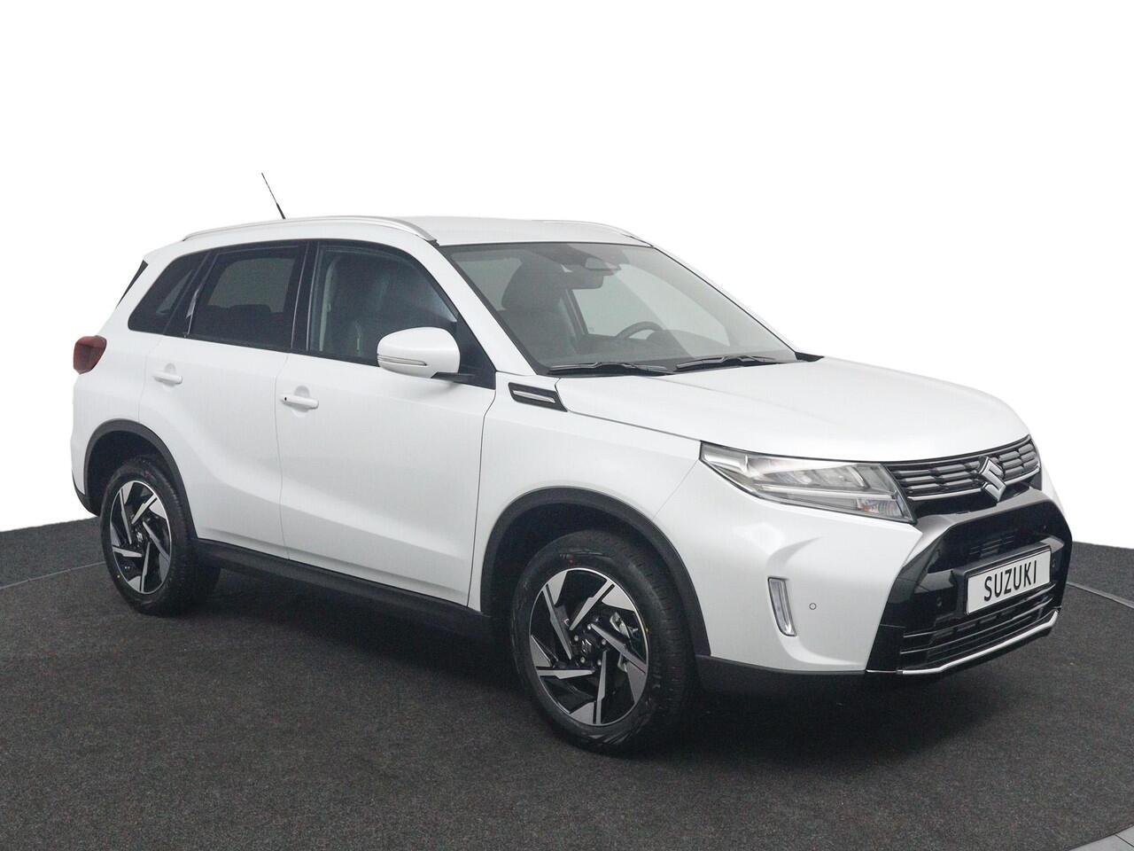 Suzuki VITARA 1.4 Boosterjet Style Smart Hybrid | Nieuwe Auto | Alcantara Bekleding | Keyless Entry | Dodehoek Detectie | Parkeersensoren Rondom |