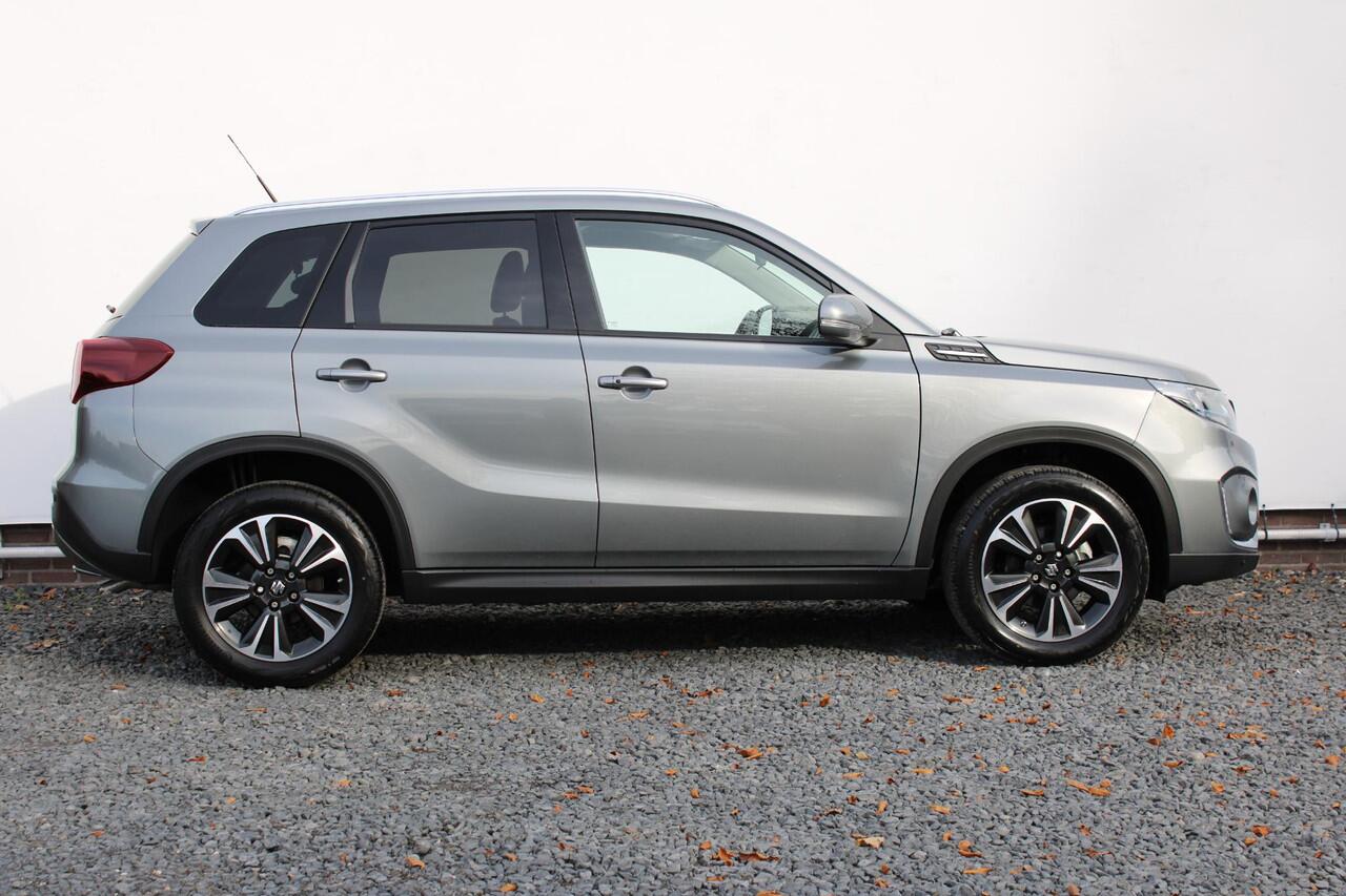 Suzuki VITARA 1.4 Boosterjet Style Smart Hybrid ,Panoramadak, Navi, Applecarplay/Androidauto, STIJL uitvoering!